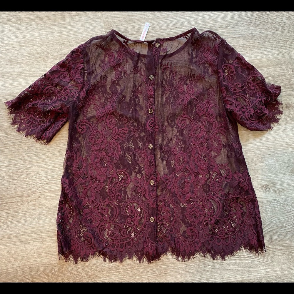 Plum Lace Short sleeve Button-back Top Shirt violet purple eggplant aubergine